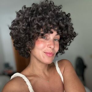 Meet your Posher, Eileen